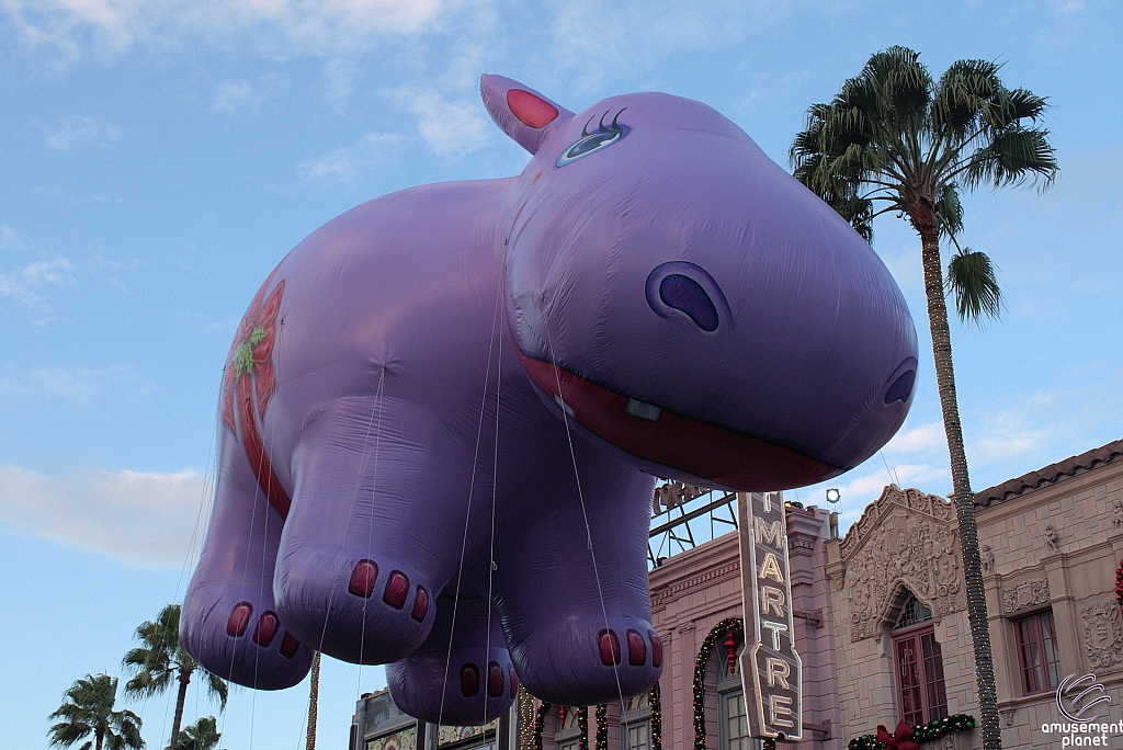 Macy's Holiday Parade 2015