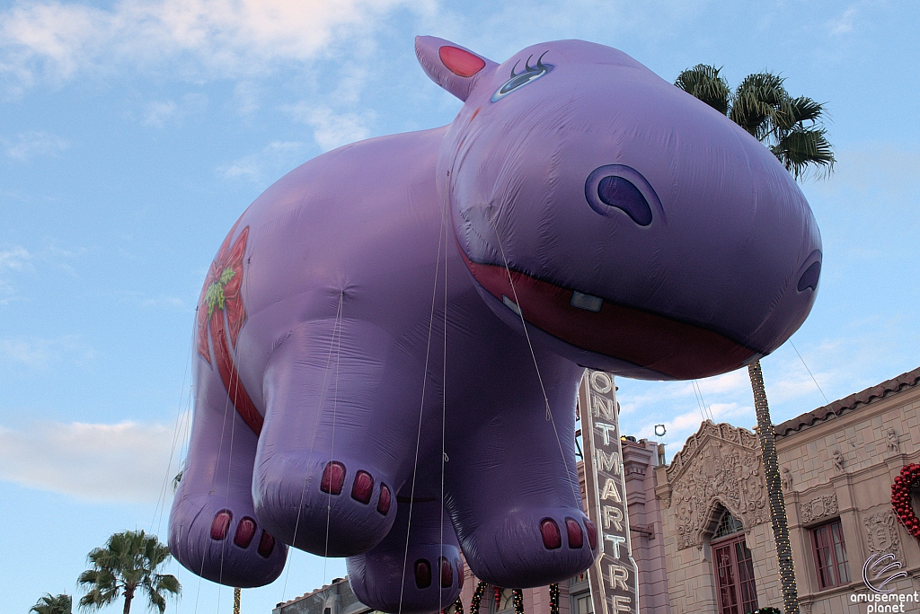 Macy's Holiday Parade 2015
