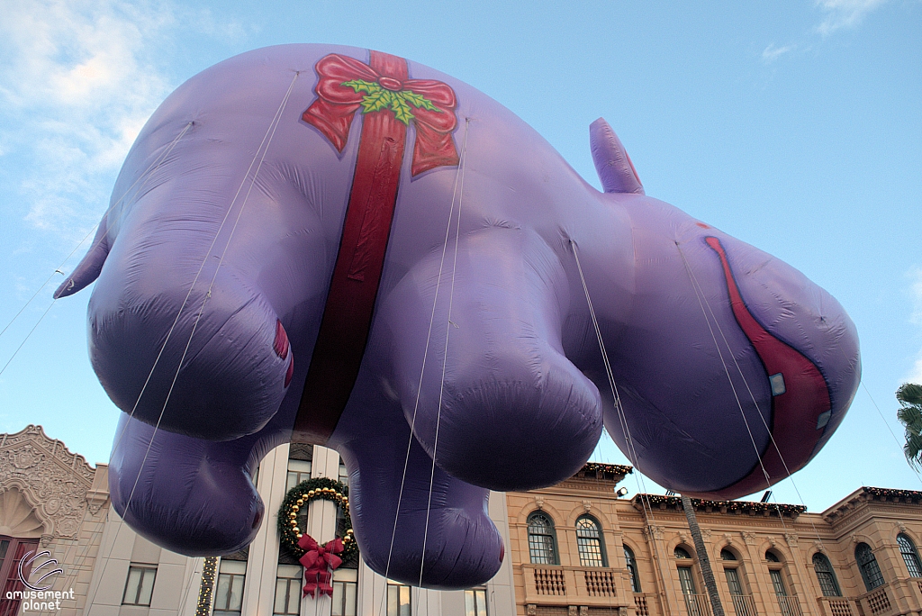 Macy's Holiday Parade 2015