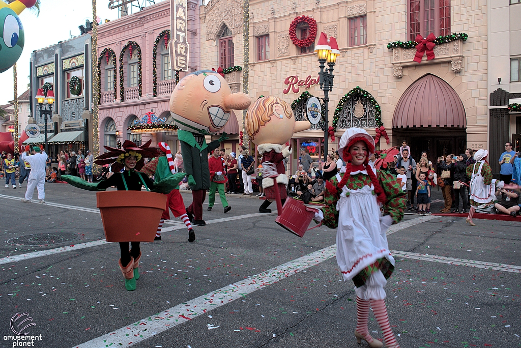 Macy's Holiday Parade 2015