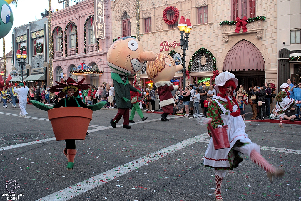 Macy's Holiday Parade 2015