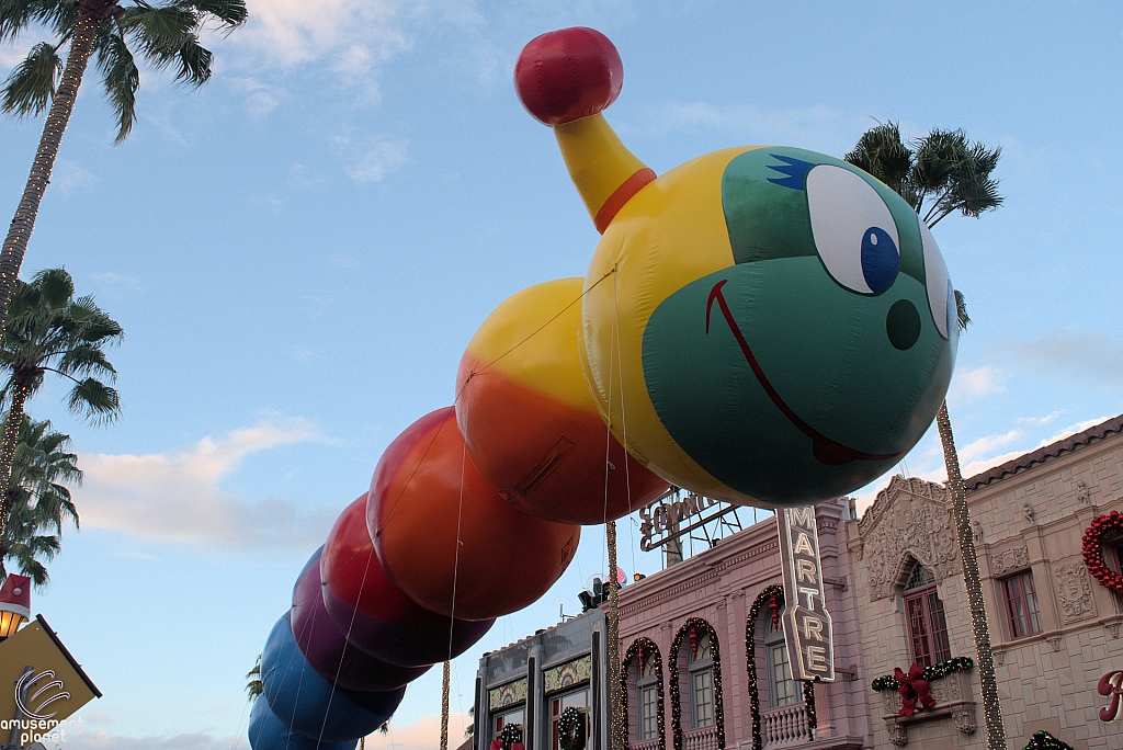 Macy's Holiday Parade 2015