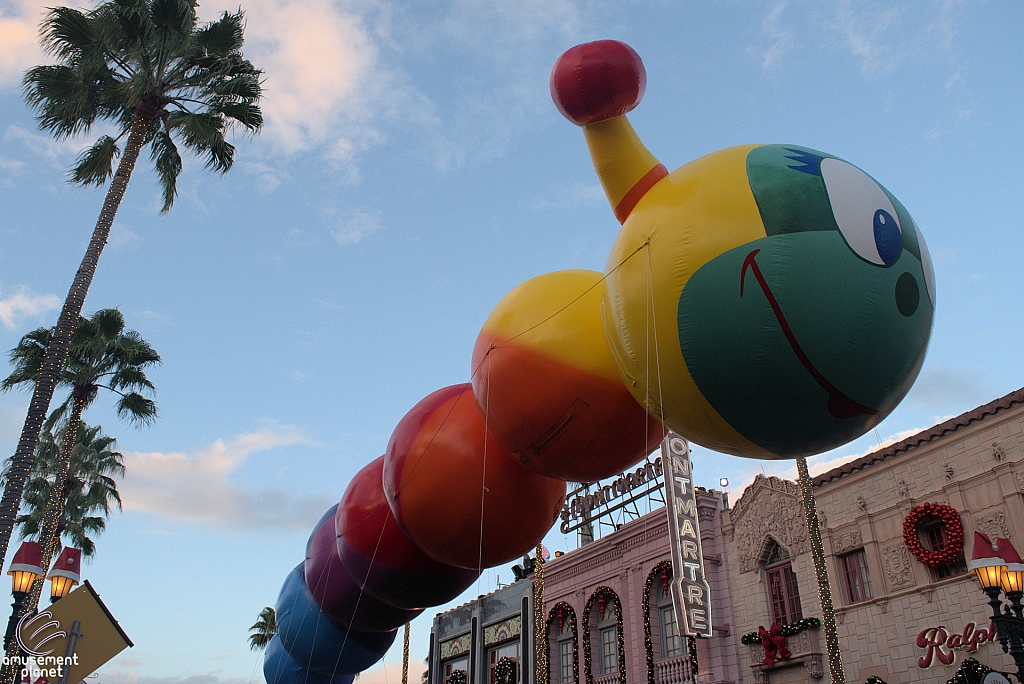 Macy's Holiday Parade 2015