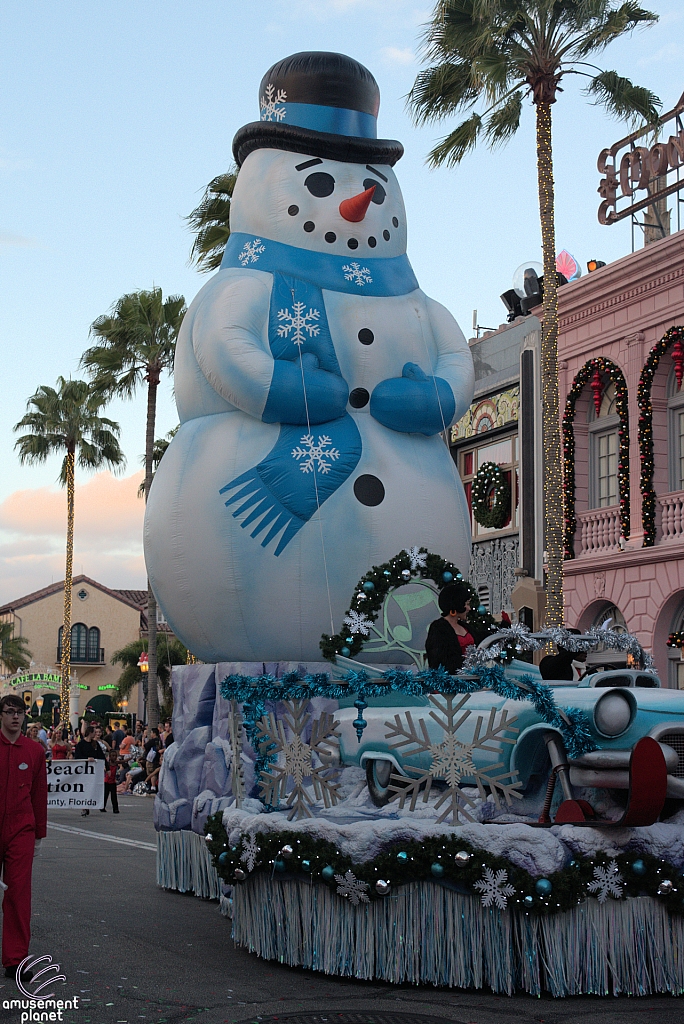 Macy's Holiday Parade 2015