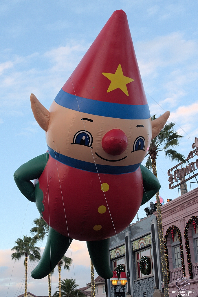 Macy's Holiday Parade 2015