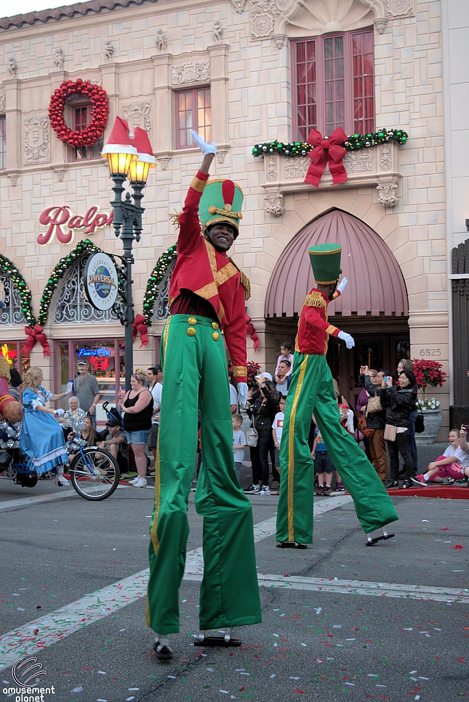 Macy's Holiday Parade 2015