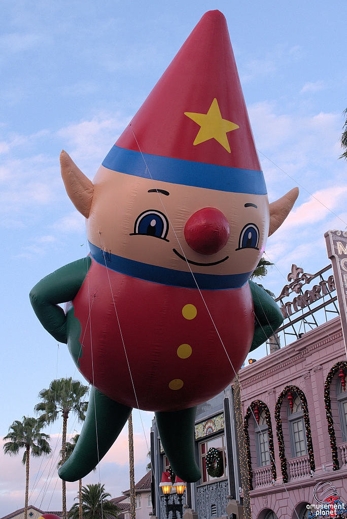 Macy's Holiday Parade 2015
