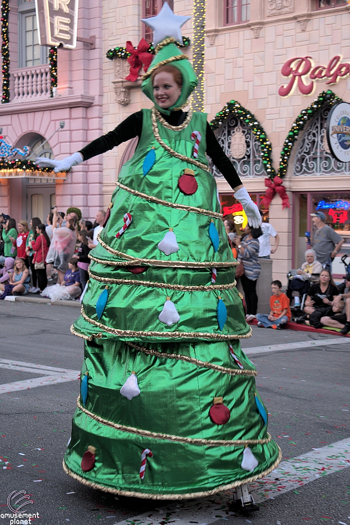 Macy's Holiday Parade 2015