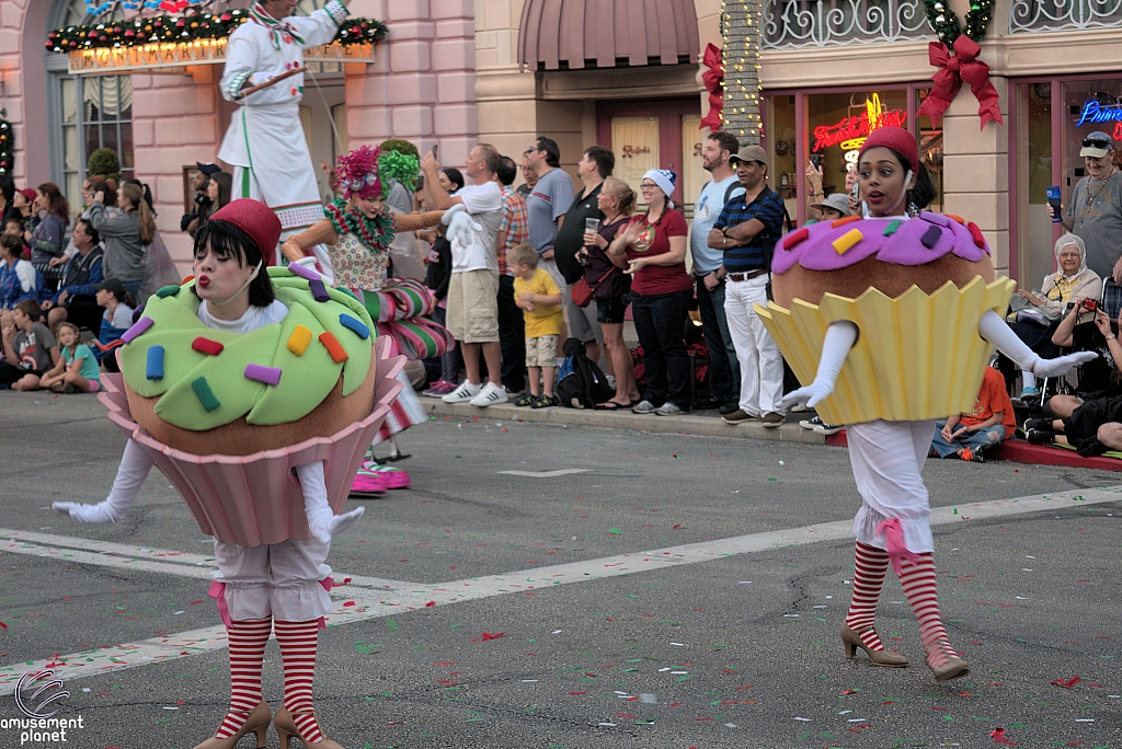 Macy's Holiday Parade 2015