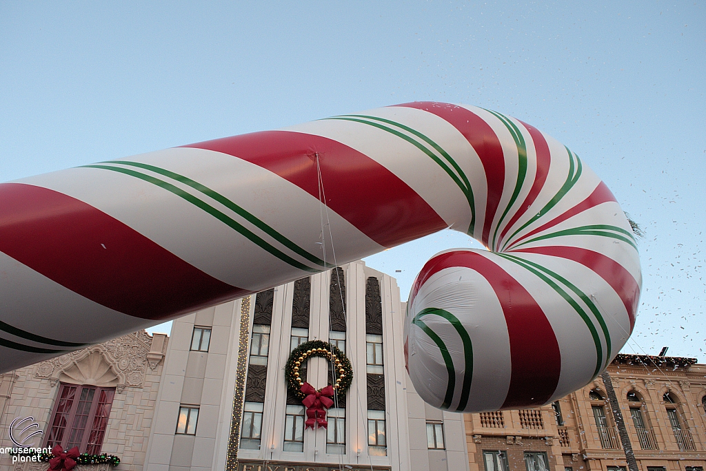 Macy's Holiday Parade 2015