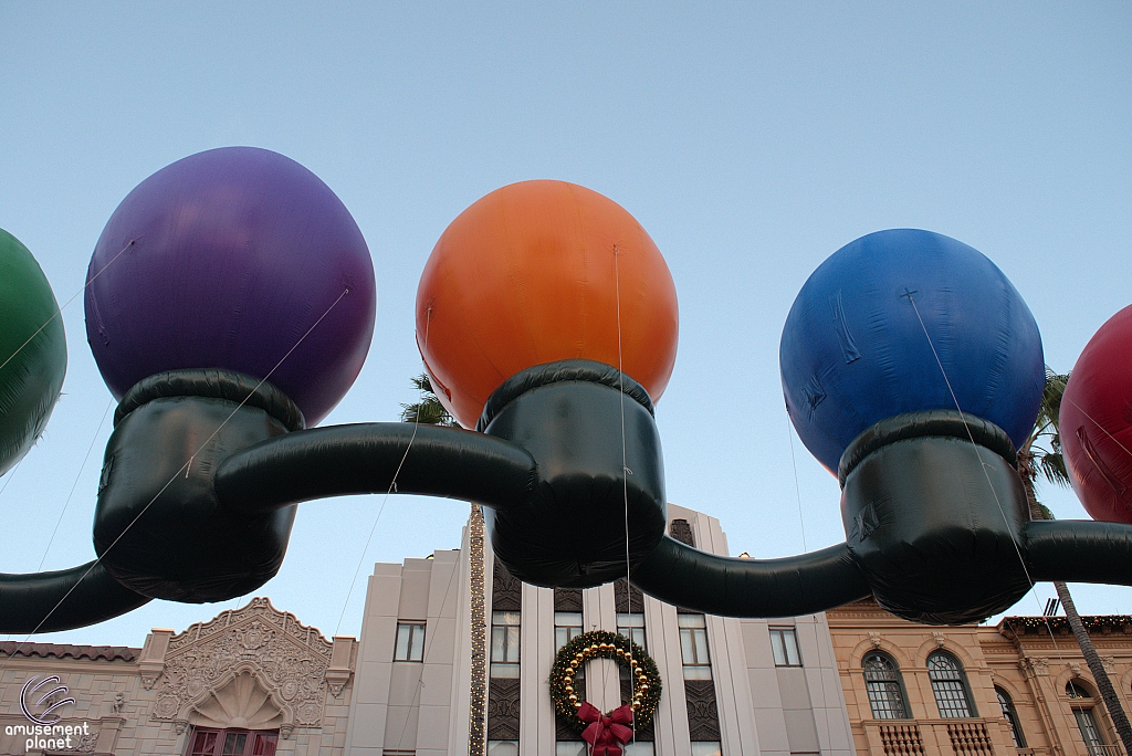 Macy's Holiday Parade 2015