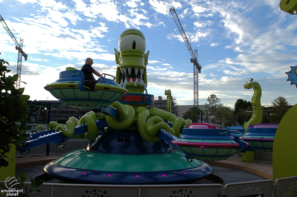 Kang & Kodos' Twirl 'n' Hurl