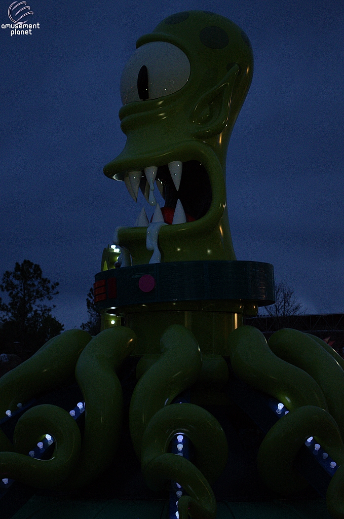 Kang & Kodos' Twirl 'n' Hurl