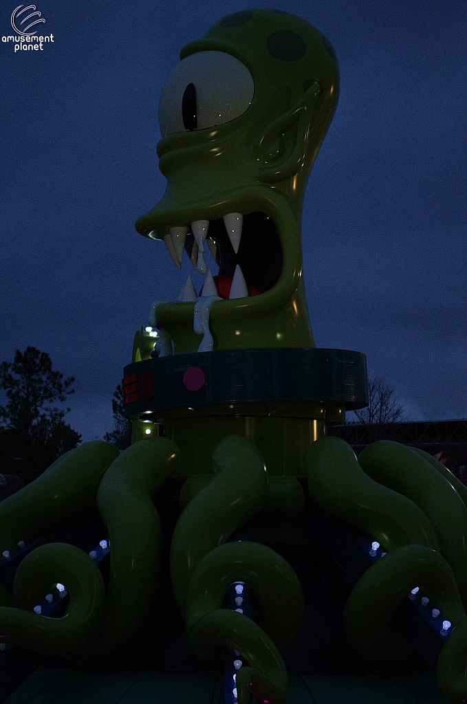 Kang & Kodos' Twirl 'n' Hurl