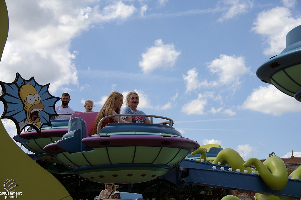 Kang & Kodos' Twirl 'n' Hurl