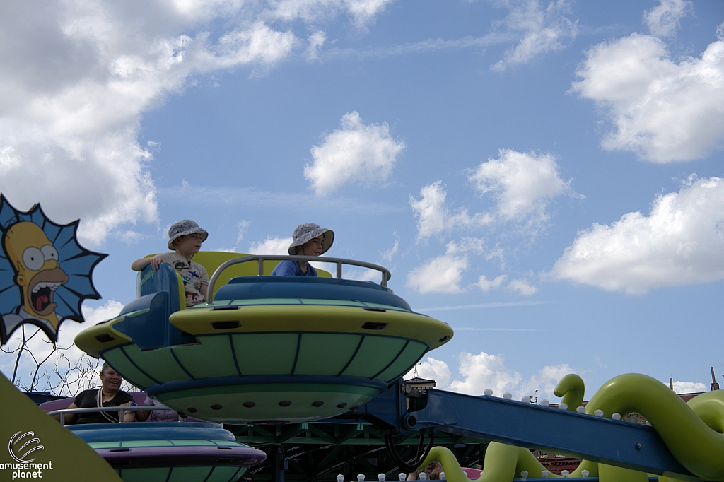 Kang & Kodos' Twirl 'n' Hurl