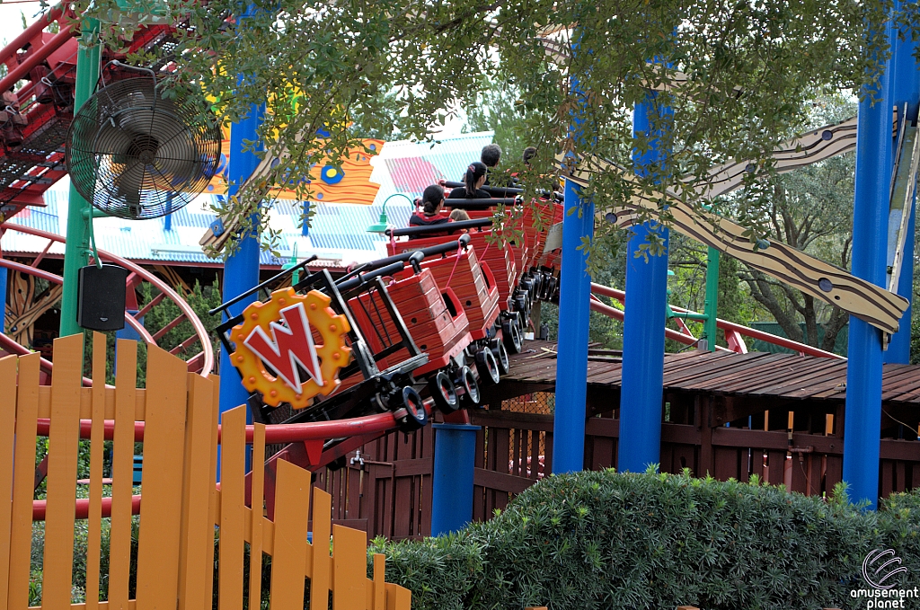 Trolls Trollercoaster