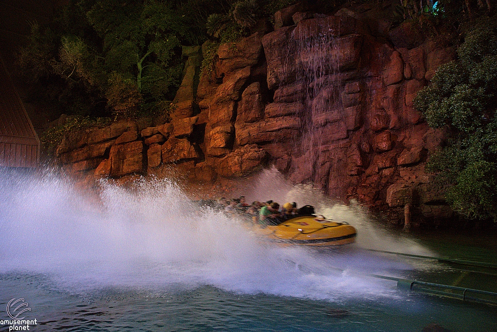 Jurassic World: The Ride