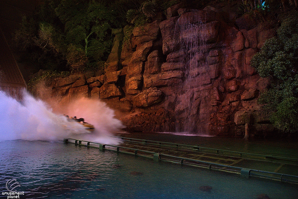 Jurassic World: The Ride