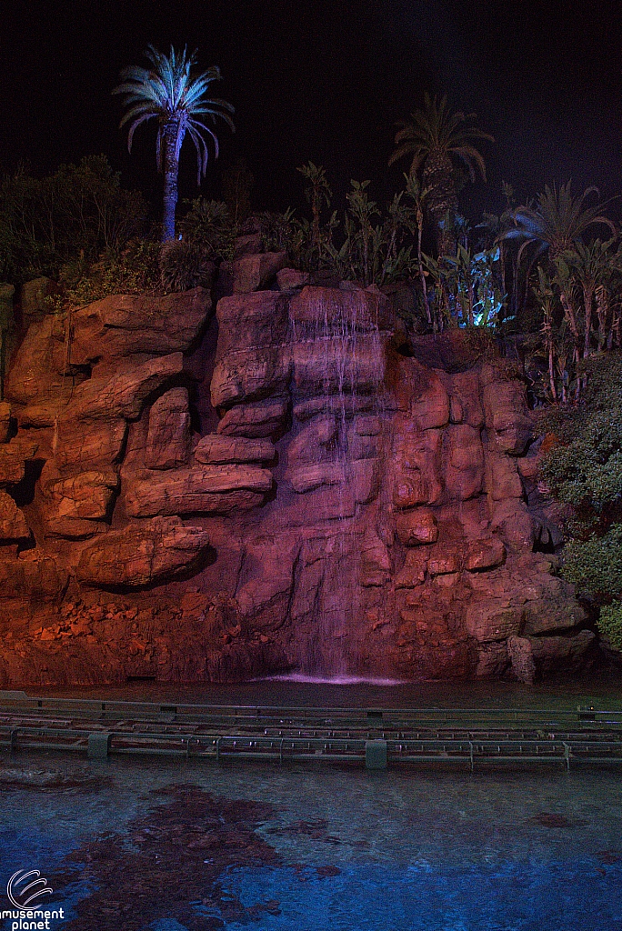 Jurassic World: The Ride