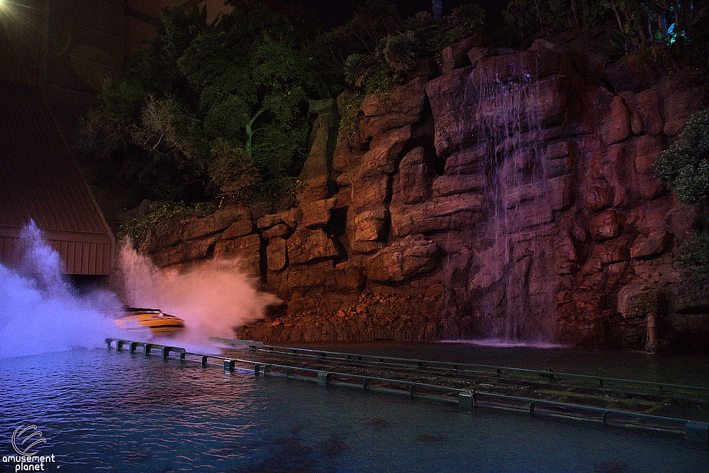 Jurassic World: The Ride