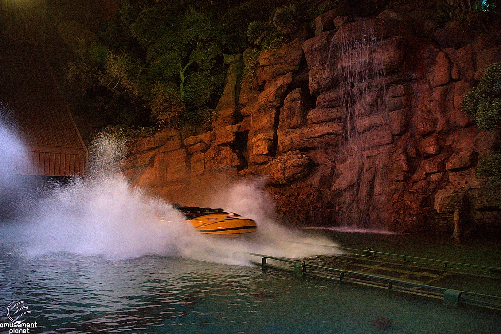 Jurassic World: The Ride
