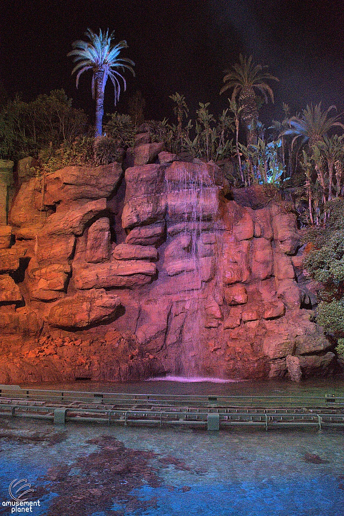 Jurassic World: The Ride