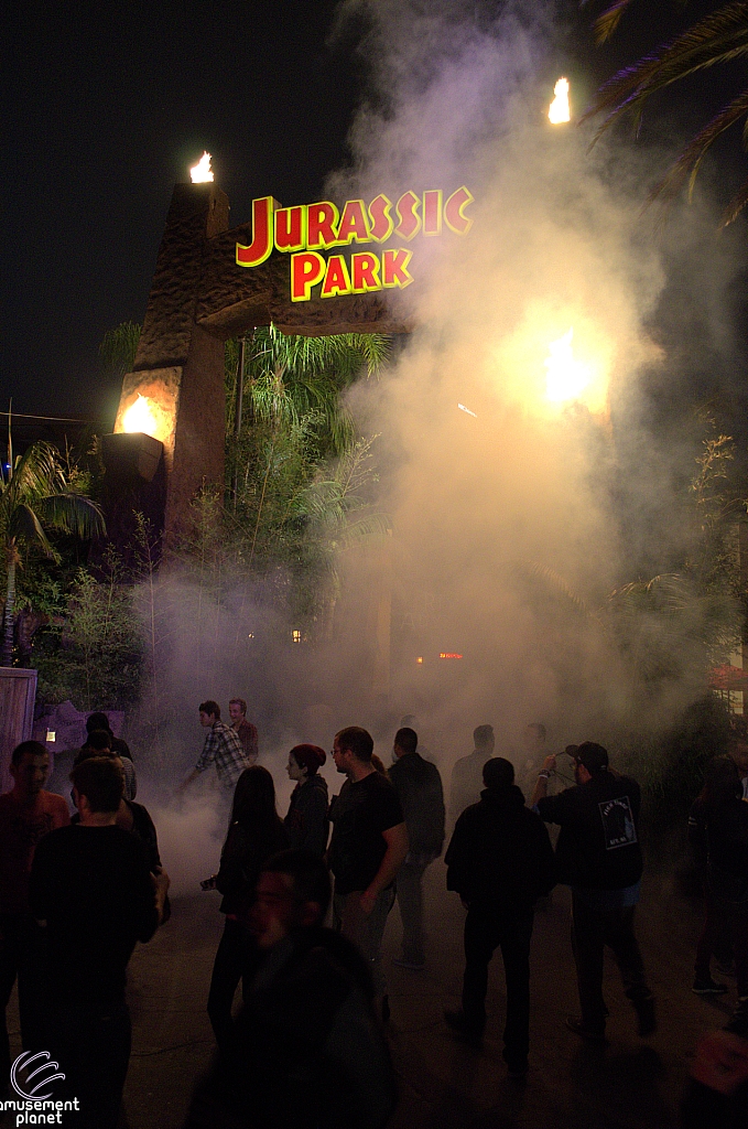 Jurassic World: The Ride