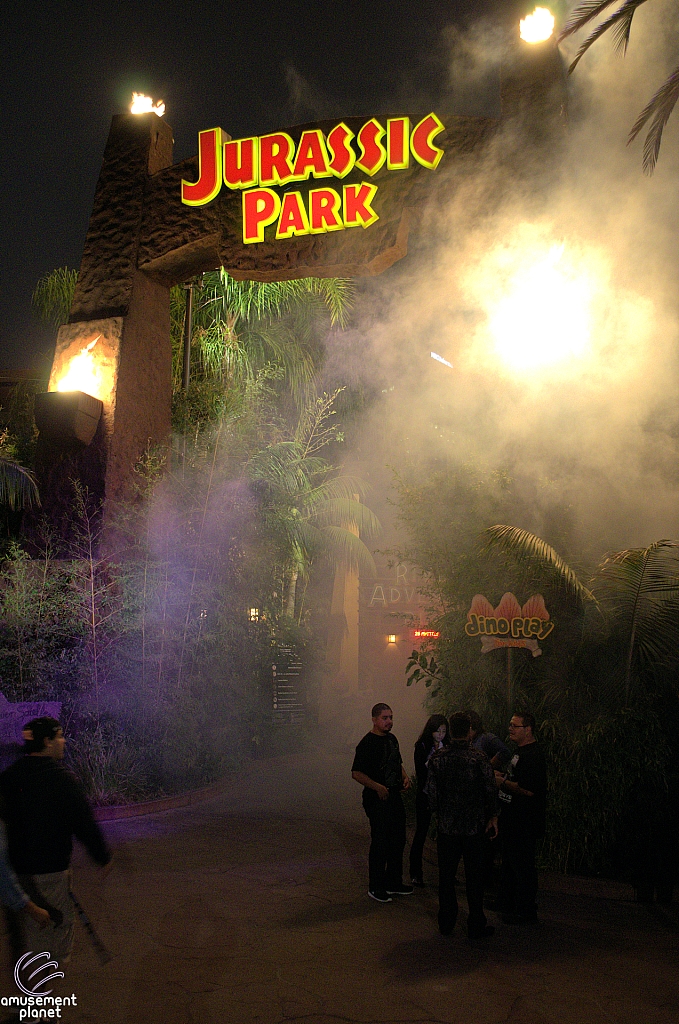 Jurassic World: The Ride