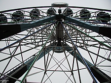 Diving Bell Ferris Wheel
