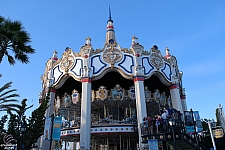 Carousel Columbia