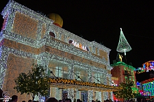 Osborne Family Spectacle of Dancing Lights