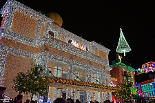 Osborne Family Spectacle of Dancing Lights