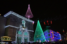 Osborne Family Spectacle of Dancing Lights