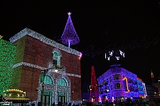 Osborne Family Spectacle of Dancing Lights