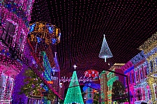 Osborne Family Spectacle of Dancing Lights