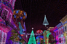 Osborne Family Spectacle of Dancing Lights