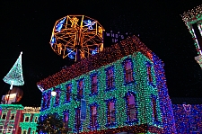 Osborne Family Spectacle of Dancing Lights