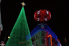 Osborne Family Spectacle of Dancing Lights