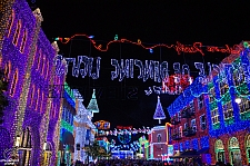 Osborne Family Spectacle of Dancing Lights