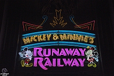 Mickey & Minnie's Runaway Railway