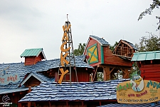 Barnstormer