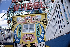 Deno's Wonder Wheel Amusement Park