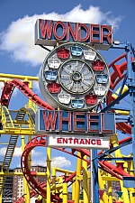 Deno's Wonder Wheel Amusement Park