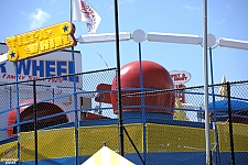 Tilt a Whirl