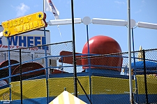 Tilt a Whirl