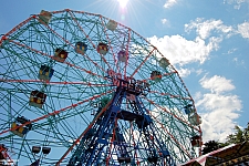 Wonder Wheel