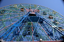 Wonder Wheel