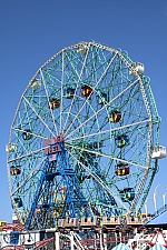 Wonder Wheel