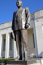 R.L. Thornton Statue